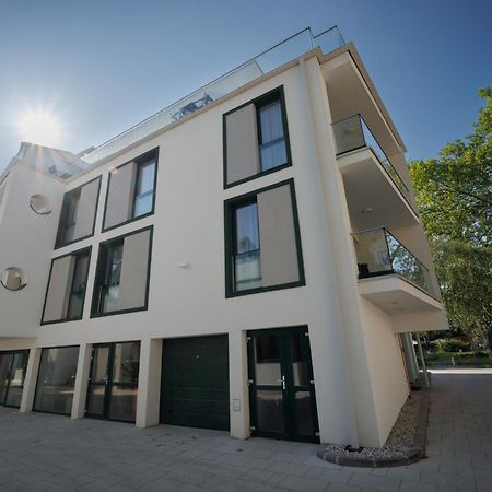 Villa Bauhaus Penthouse Wellness Apartman Шіофок Екстер'єр фото