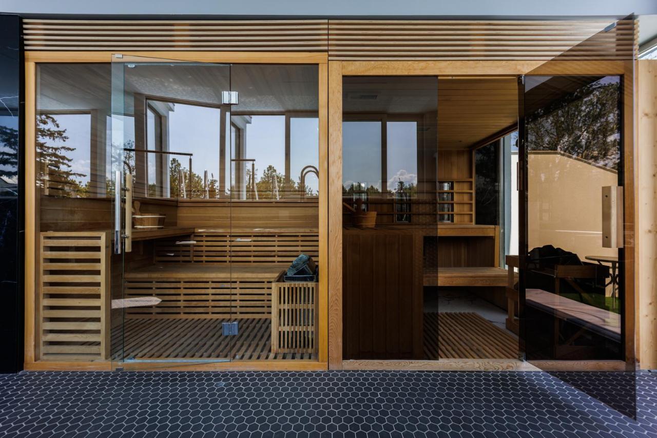 Villa Bauhaus Penthouse Wellness Apartman Шіофок Екстер'єр фото